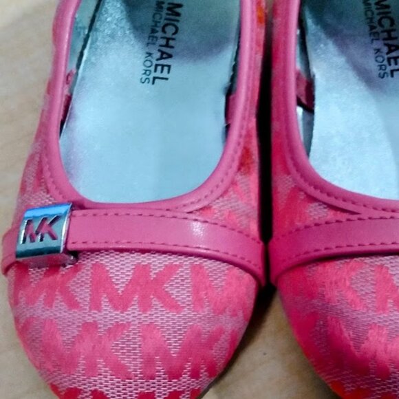 MICHAEL Michael Kors Girls Fuschia Pink Flats size 9 - Picture 5 of 9